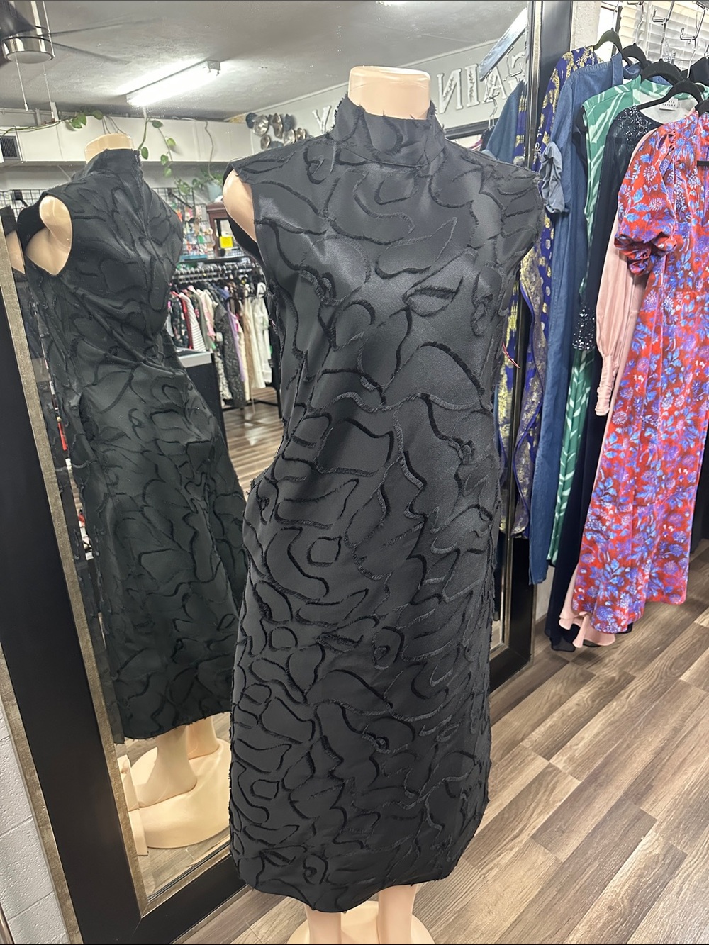 STINE GOYA Black Textured Sleeveless Midi Dress